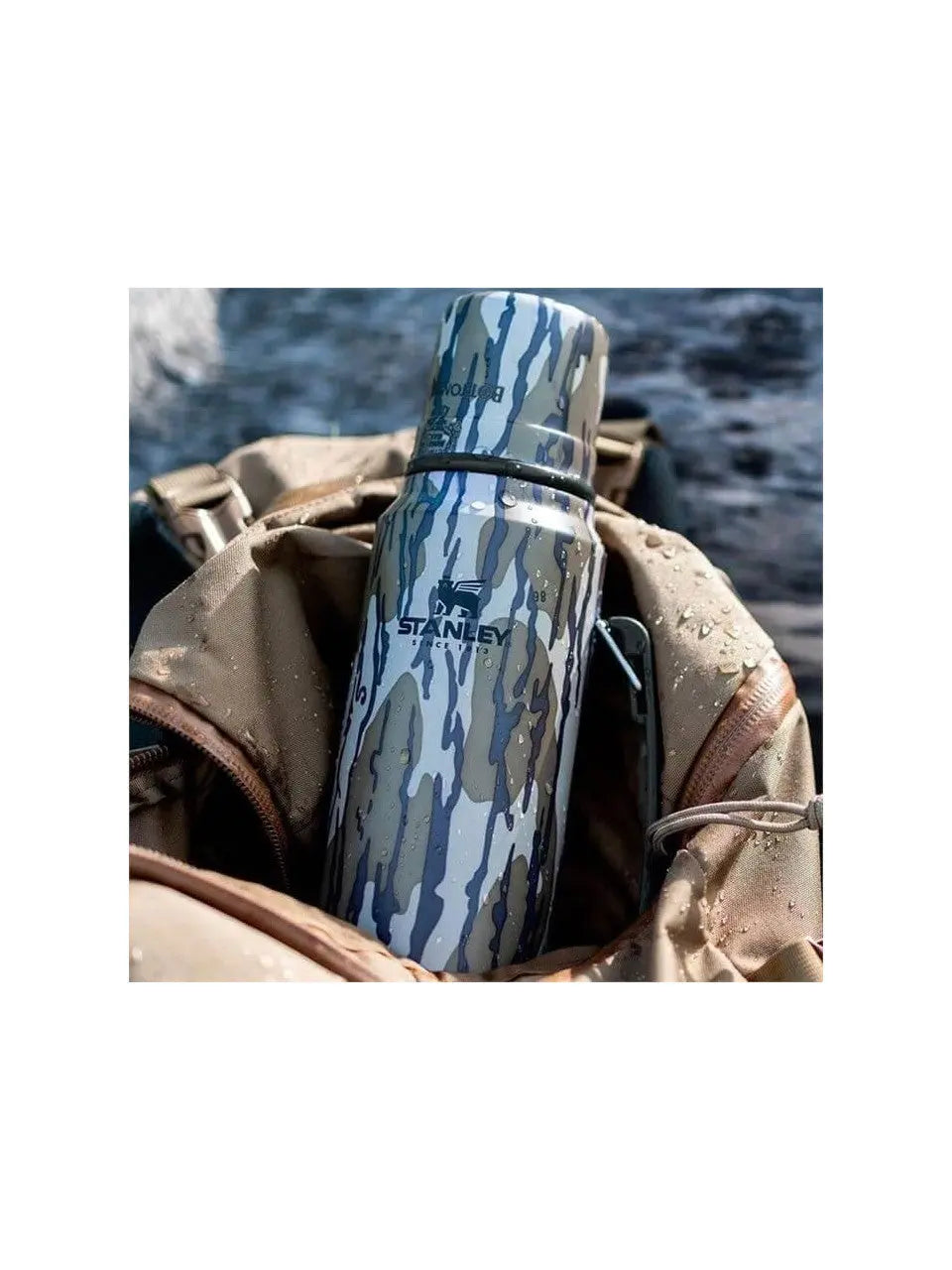 Stanley Classic Legendary Bottle Mossy Oak 34 oz - Shop Thermoses at Trekaline