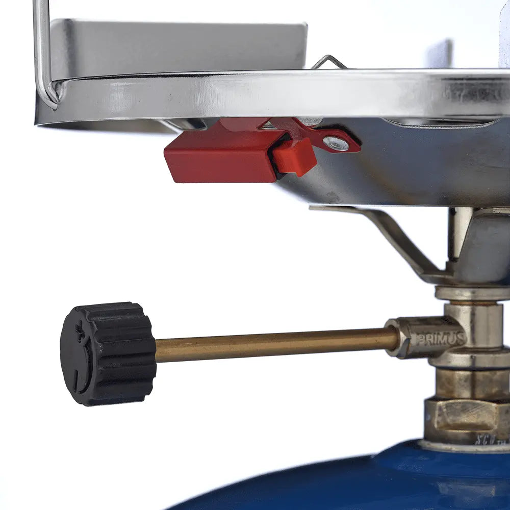 Close-up of the Primus Frigg Stove's robust propane burner with control knob.