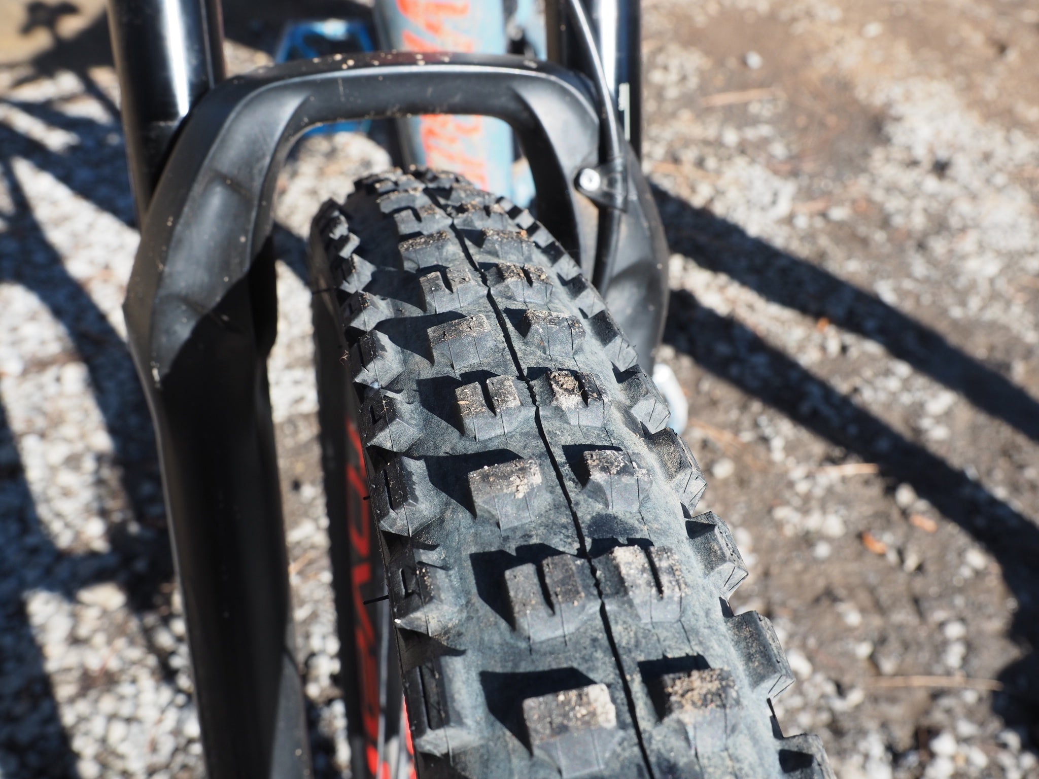 Bontrager SE5 Team Issue TLR MTB Tire - Shop Mountain Bike Tires at Trekaline