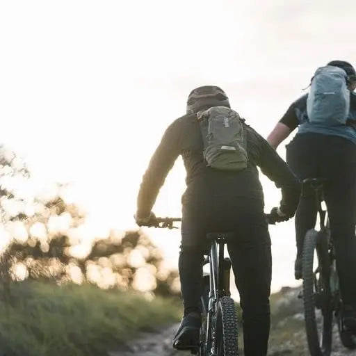 Camelbak Lobo 9 Hydration PackĀ - ShopĀ Cycling Hydration BackpacksĀ atĀ Trekaline
