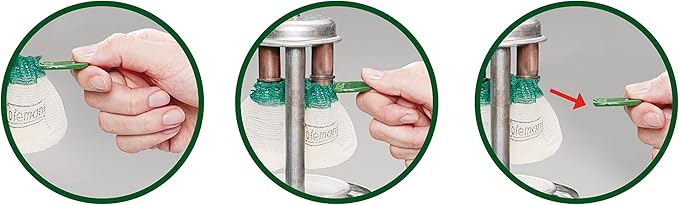 Step-by-step installation of Campingaz Instaclip Mantle replacement showing easy attachment process.