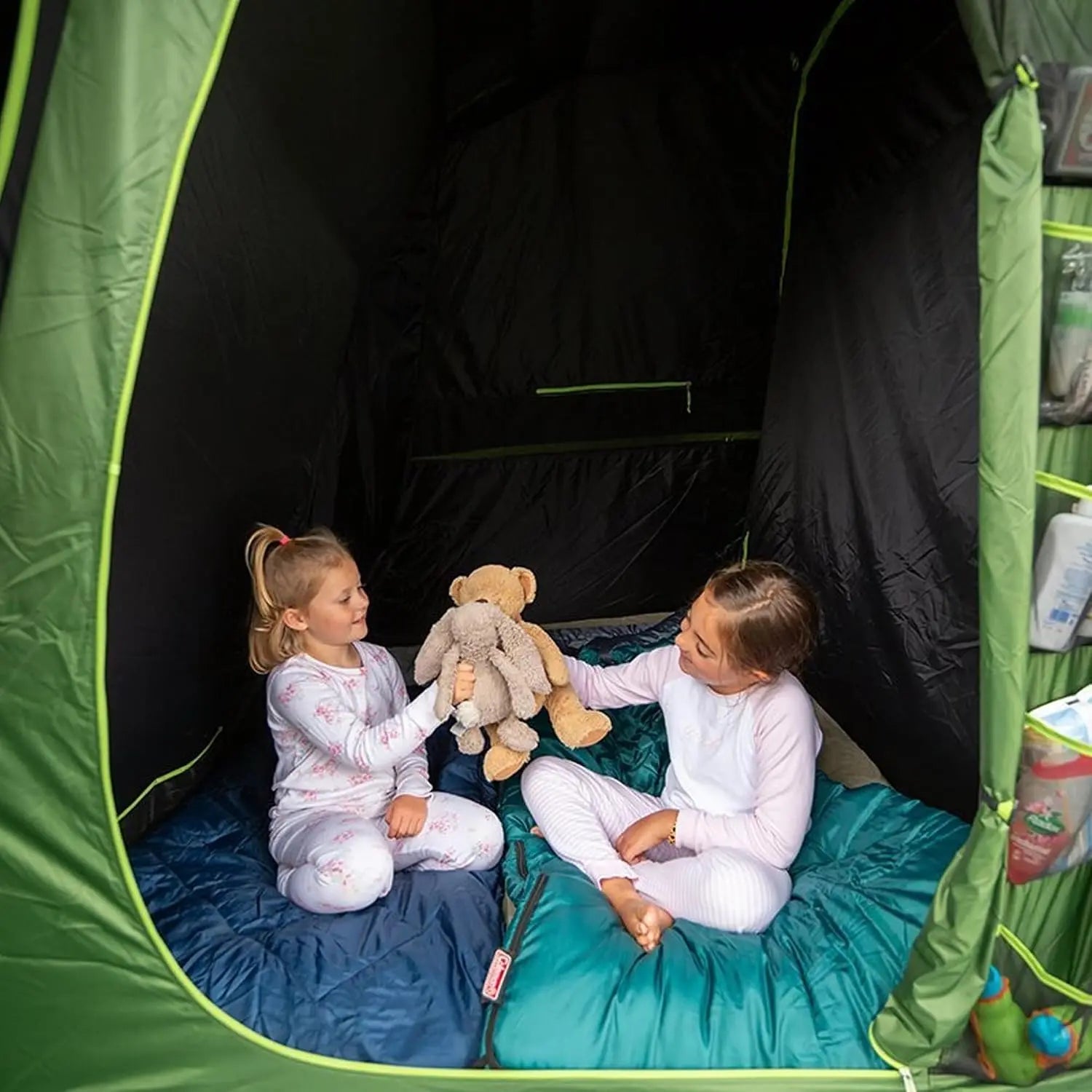 Coleman Atlantic Lite 10 Sleeping BagĀ - ShopĀ Camping Sleeping BagsĀ atĀ Trekaline