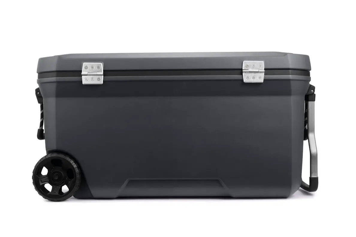 Coleman Convoy 100 Wheeled Icebox Cooler - Shop Hard-sided Coolers at Trekaline