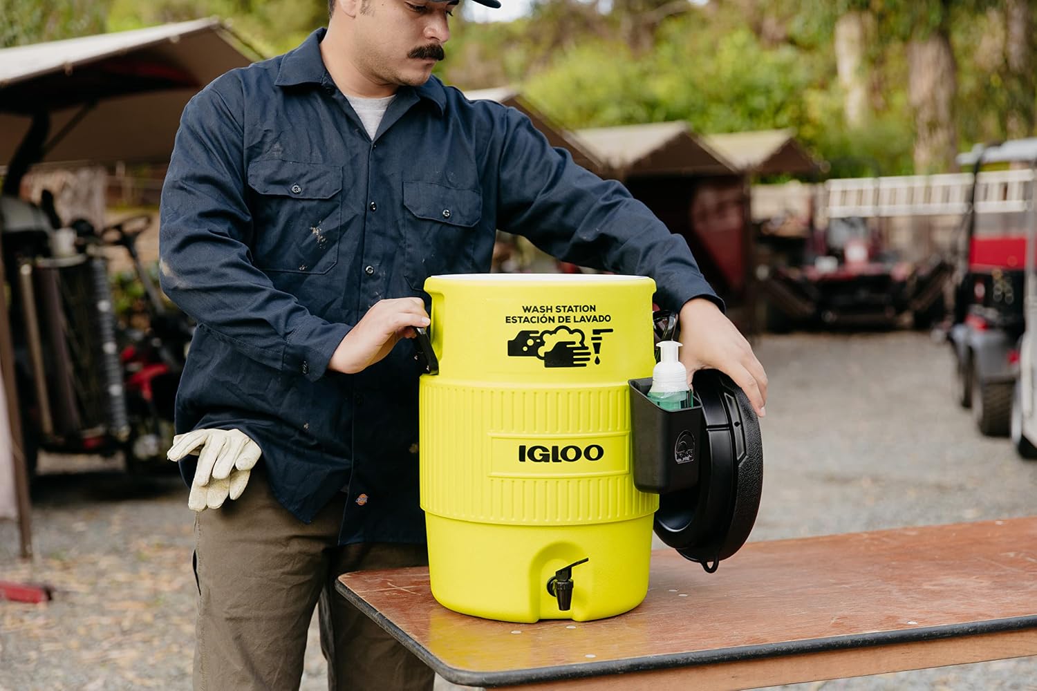 Igloo 5 Gallon Seat Top Wash Station GreenĀ - ShopĀ Water JugsĀ atĀ Trekaline
