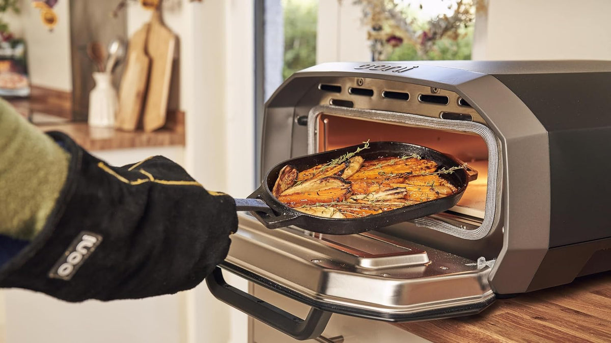 Ooni High Heat Resistant Pizza Oven Gloves - Shop Cookware Accessories at Trekaline