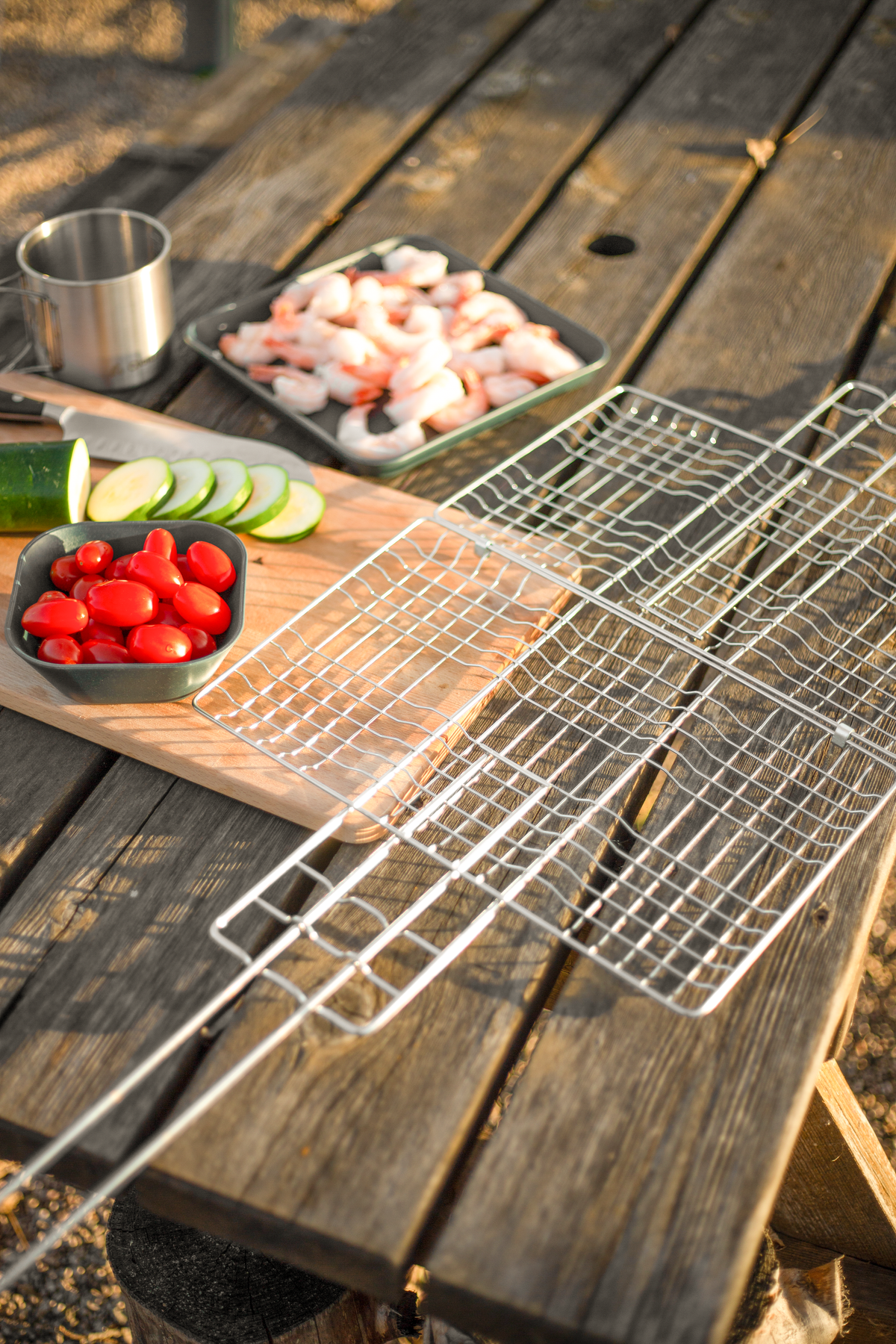 Coghlan's Deluxe Campfire Broiler - Shop Campfire Cookware at Trekaline