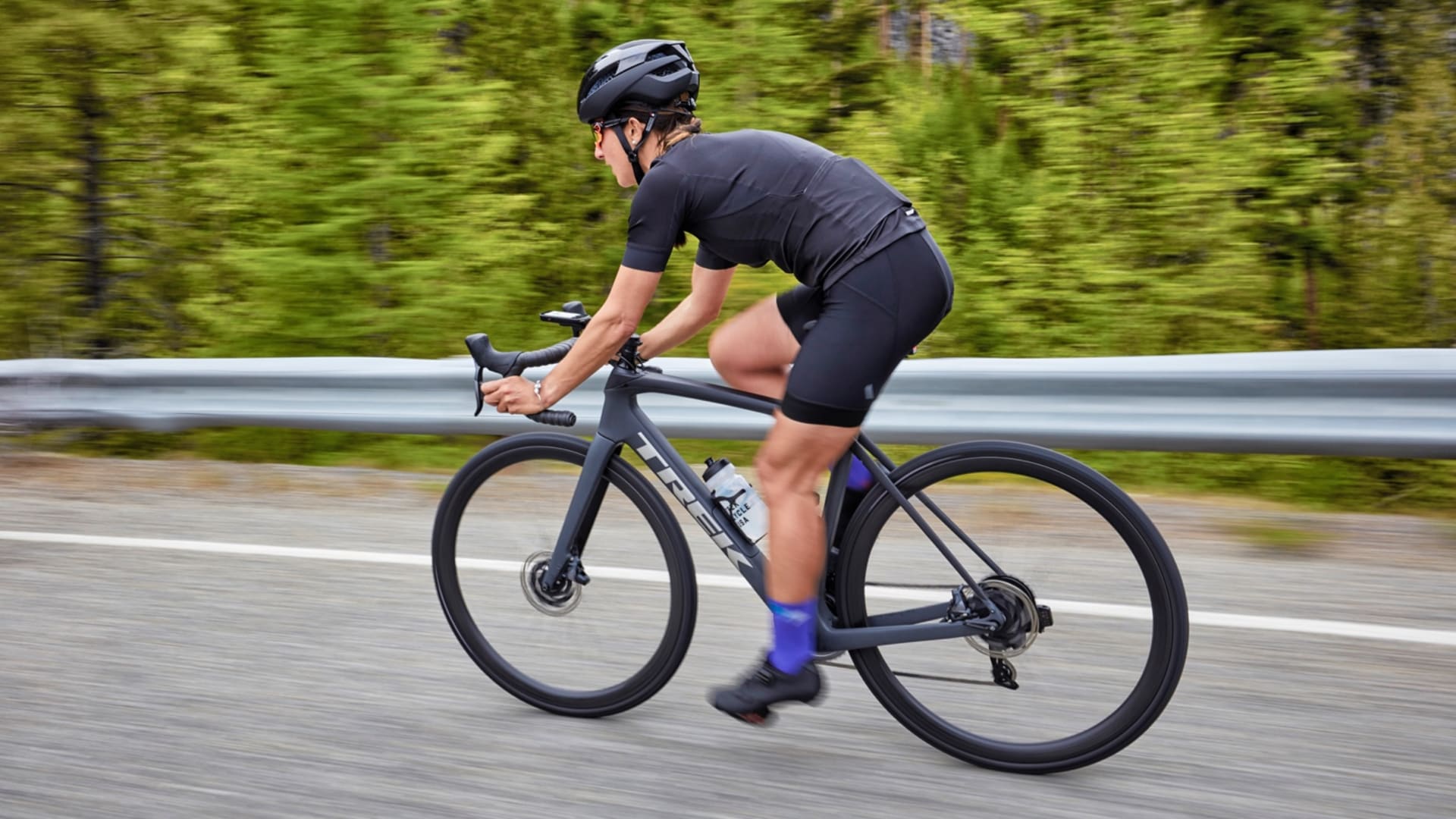 Bontrager R3 Hard-Case Lite TLR Road Tyre - Shop Road Bike Tires at Trekaline