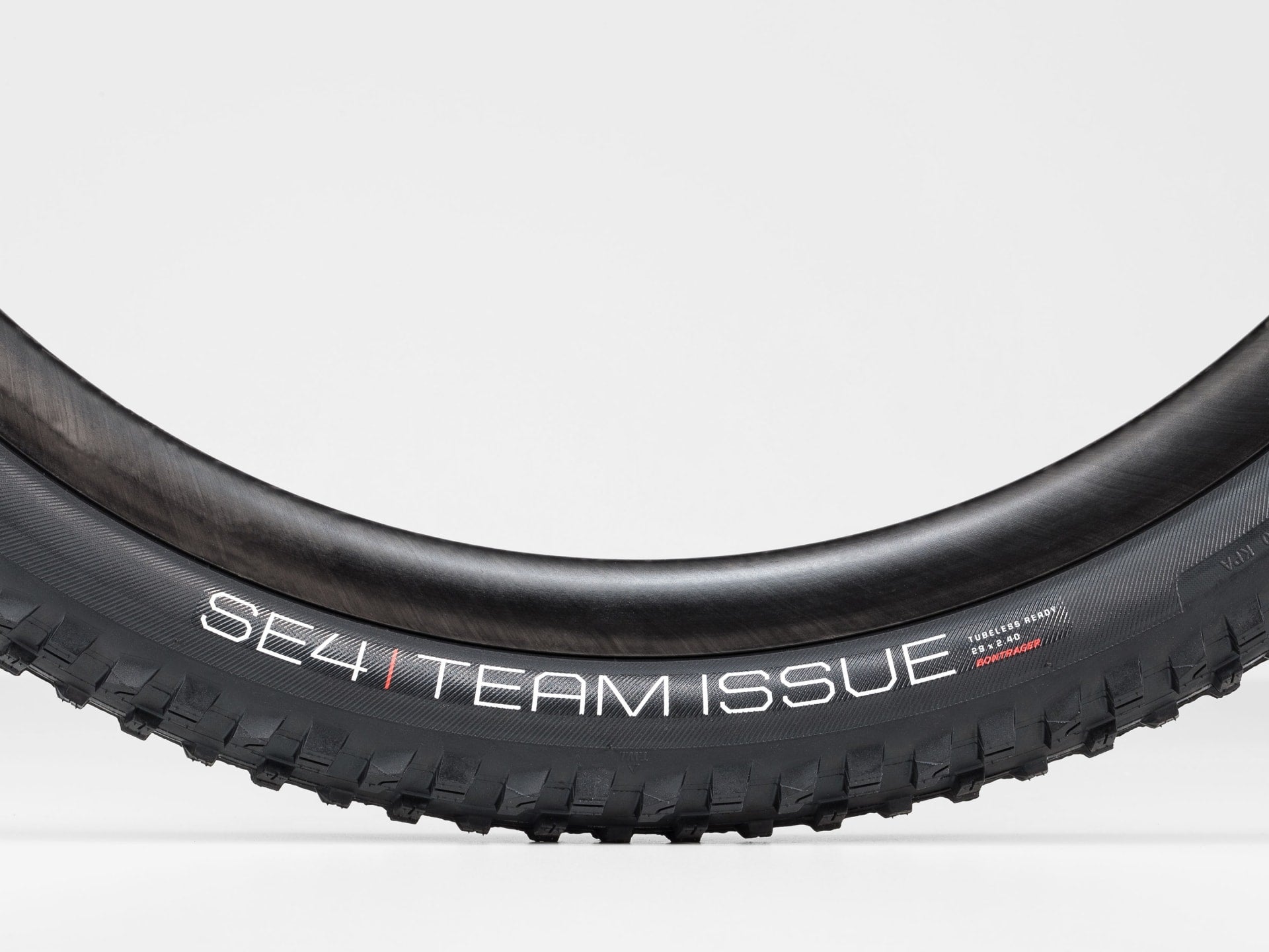 Bontrager SE4 Team Issue TLR MTB Tyre - Shop Mountain Bike Tires at Trekaline