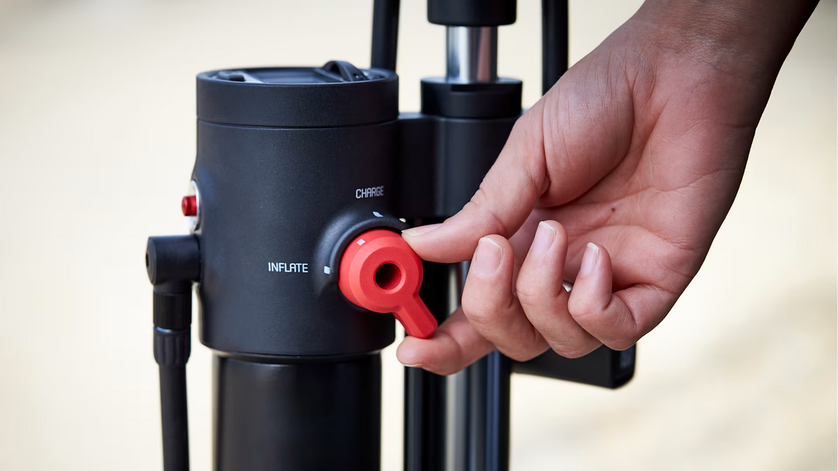Bontrager TLR Flash Charger Floor Pump - Shop Bike Floor Pumps at Trekaline