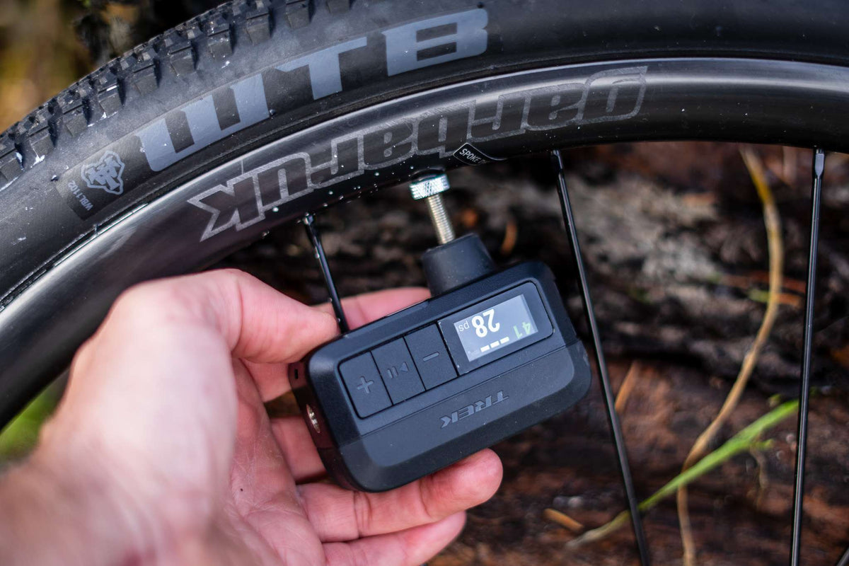 Trek Air Rush Electric Bike Pump - Shop Bike Pumps at Trekaline