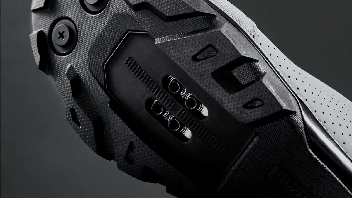 Bontrager Evoke Mountain Bike Shoe - Shop Mountain Bike Shoes at Trekaline
