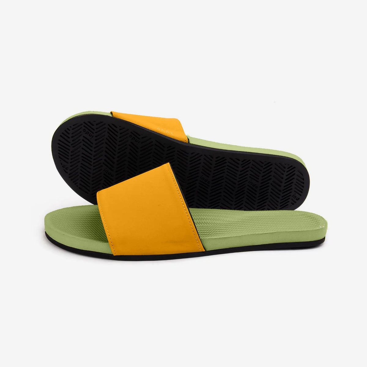 Indosole Women's ESSNTLS Slides
