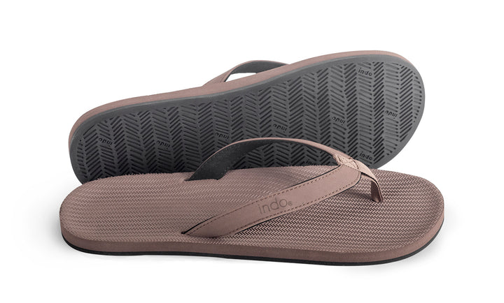 Indosole Men's ESSNTLS Flip Flops
