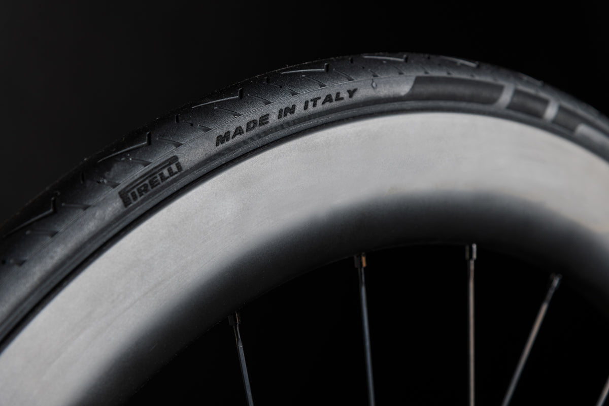 Pirelli Cinturato EVO TLR Road Tire 30mm - Shop Road Bike Tires at Trekaline