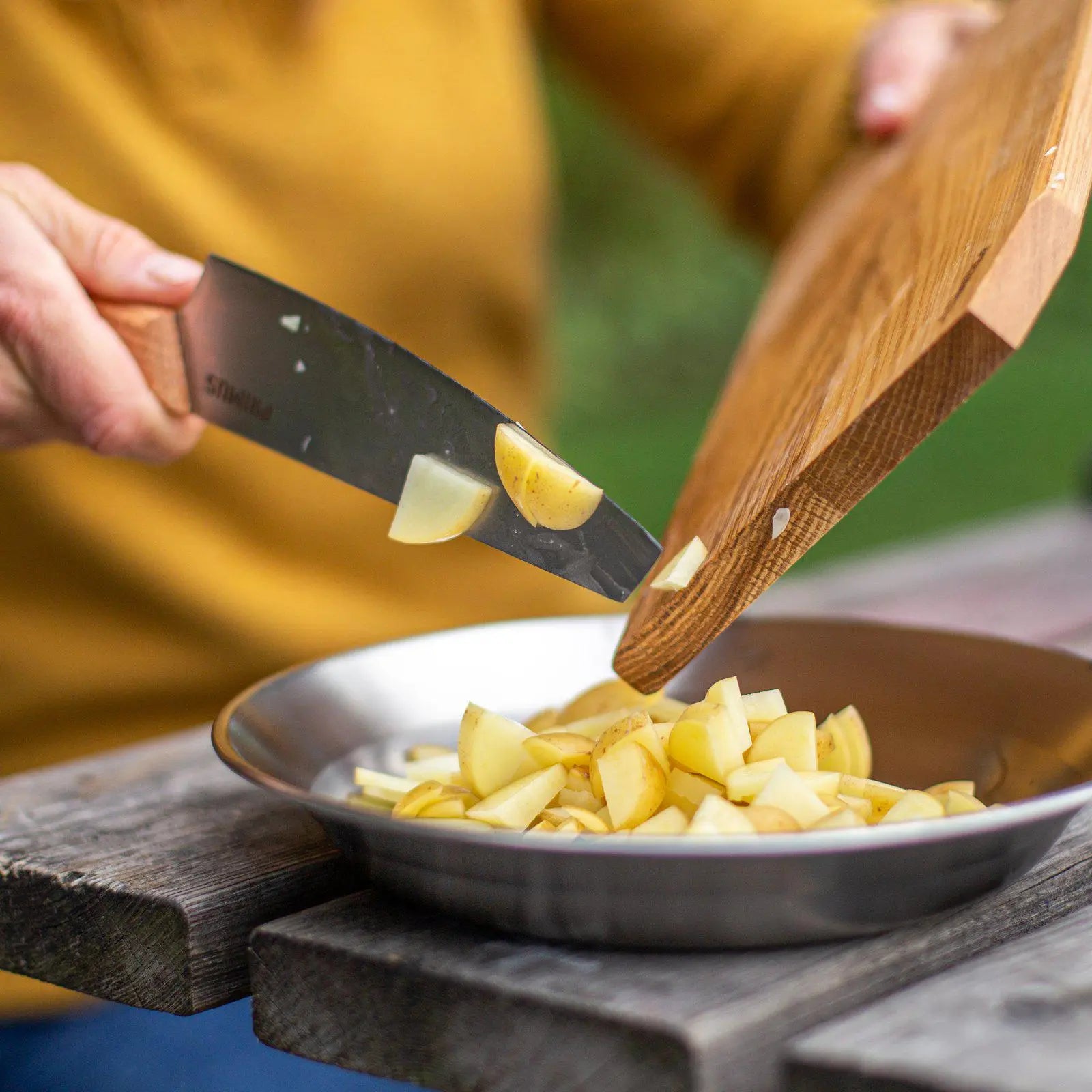 Primus CampFire Cutting Set Knife and Board Kit