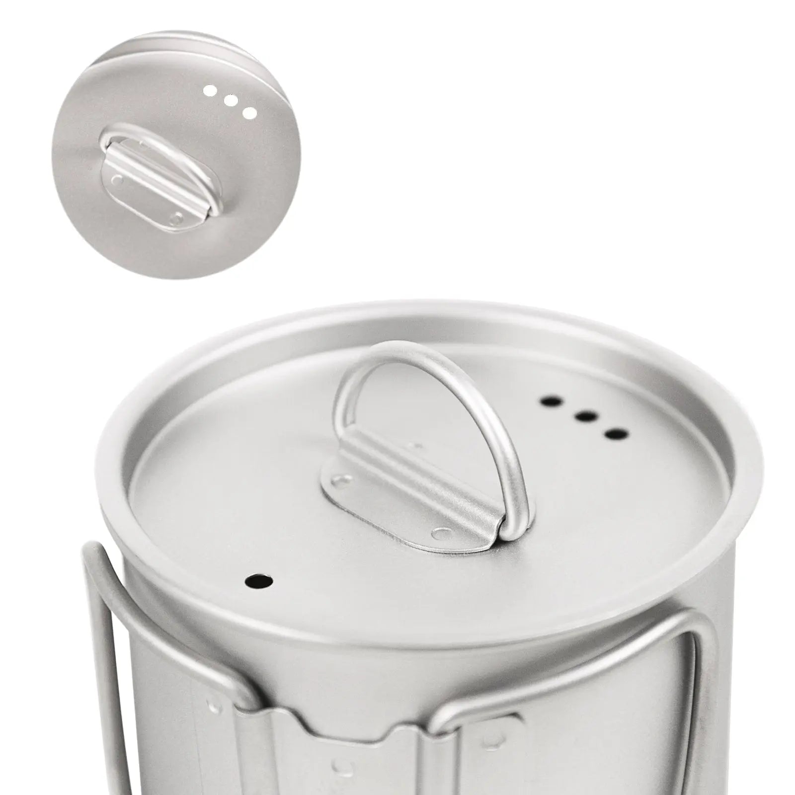 SilverAnt Ultralight Titanium Cup with Lid featuring a lightweight design ideal for outdoor adventures in the UAE.