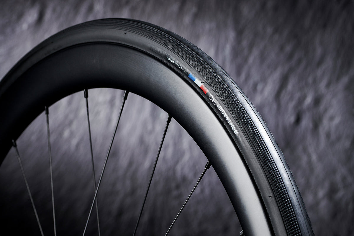 Bontrager R3 Hard-Case Lite Road Tire - Shop Road Bike Tires at Trekaline