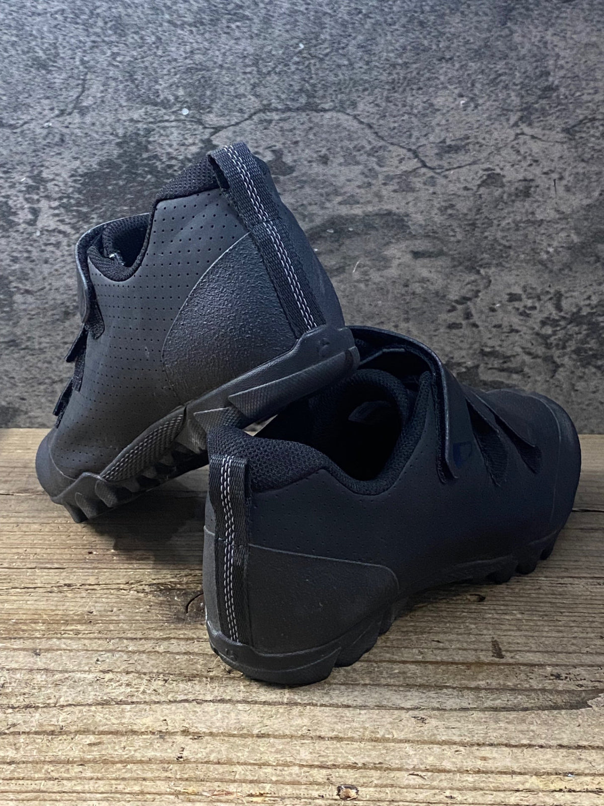 Bontrager Quantum Mountain Bike Shoes - Shop Mountain Bike Shoes at Trekaline