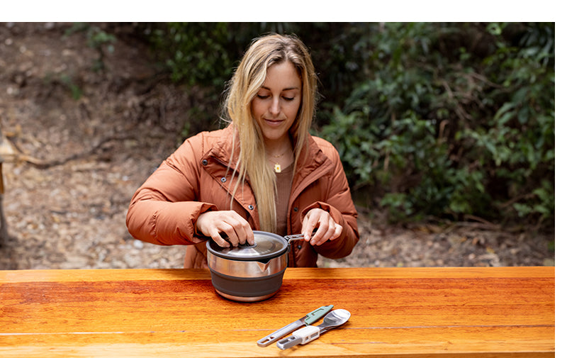 Sea to Summit Detour Stainless Steel Collapsible Pouring Pot 1.8L - Shop Cook Pots at Trekaline