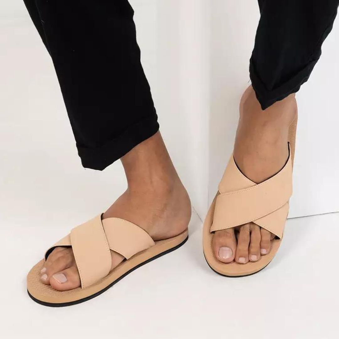 Indosole Men's ESSNTLS Cross Sandals