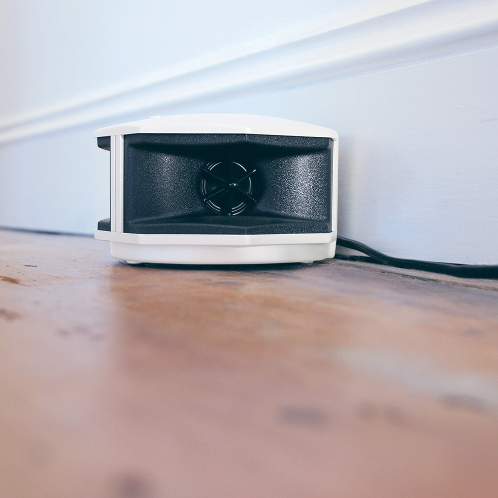 STV Big Cheese Mega-Sonic Twin-Speaker Pest Repeller