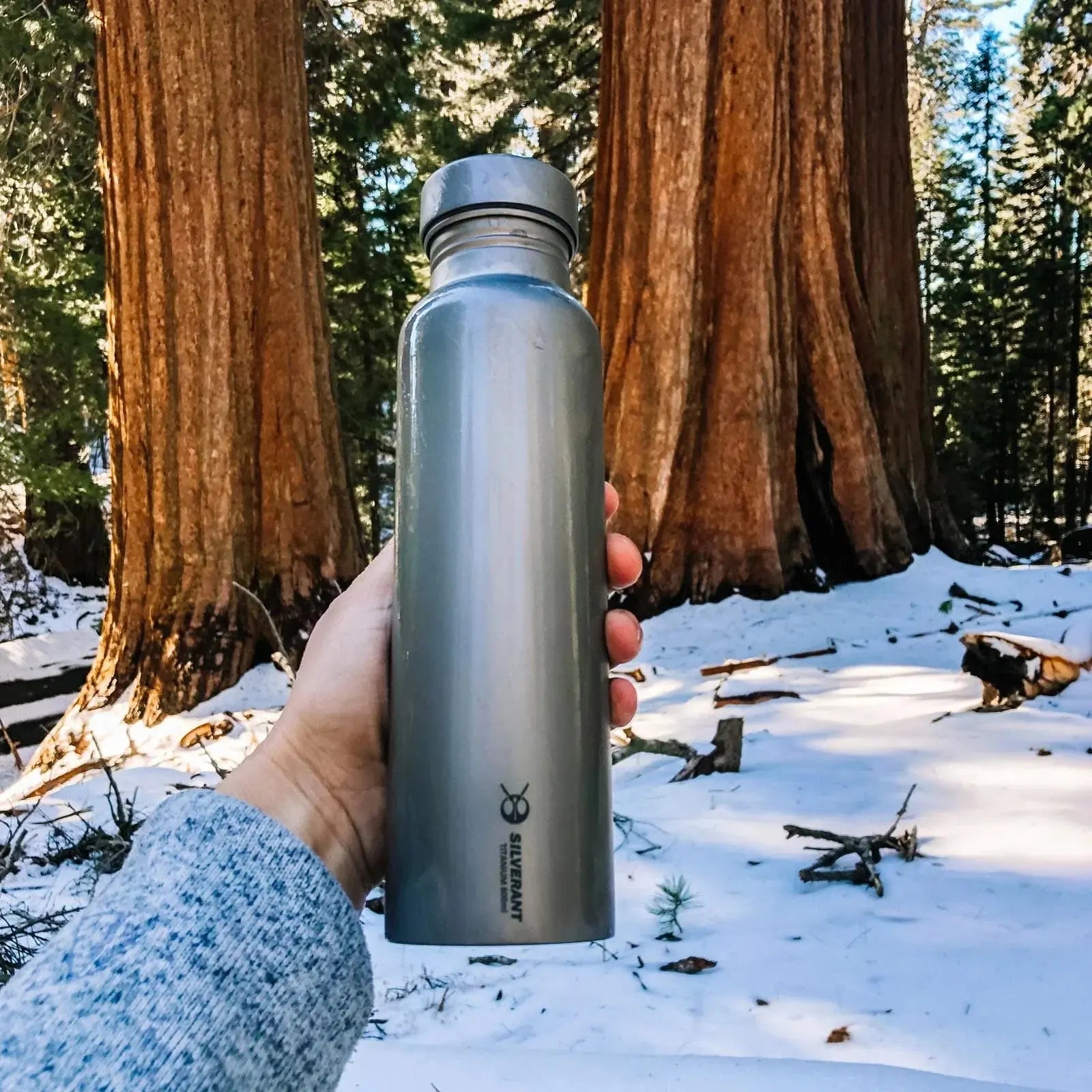 SilverAnt Round Titanium Water Bottle - 27 oz / 800 ml for desert camping