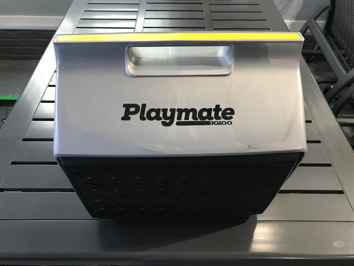 Igloo Playmate The Boss Cooler Box 14 Quart - Shop  Hard-sided Coolers at  Trekaline