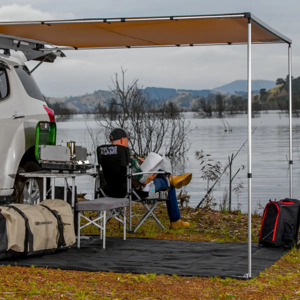 ARB Aluminium Case Silver Awning & LED Light Kit - Shop  Awnings at  Trekaline