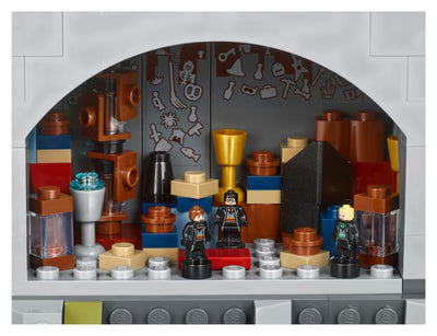 LEGO Harry Potter Hogwarts Castle Building Set - Shop  Indoor Toys at  Trekaline