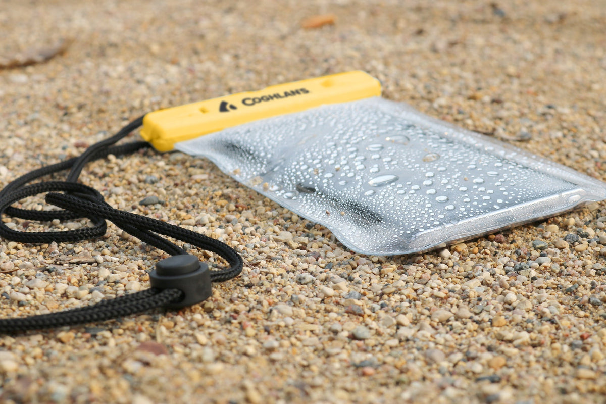 Coghlan's Load 'N Lock Pouch Waterproof Bag - Shop  Travel Pouches and Pockets at  Trekaline