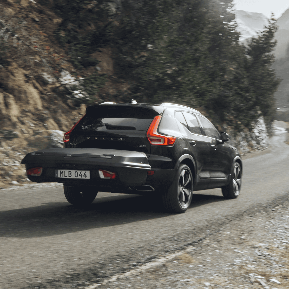 Thule Arcos Platform Towbar Cargo Carrier