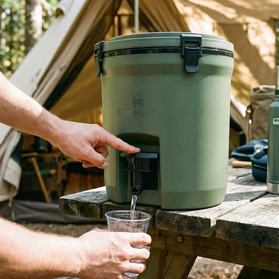 Stanley Adventure Fast Flow Water Jug 7.5L - Shop  Water Jugs at  Trekaline
