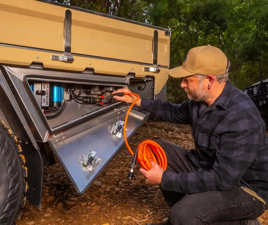 ARB Twin Motor Onboard 12V Air Compressor - Shop  Air Compressors at  Trekaline