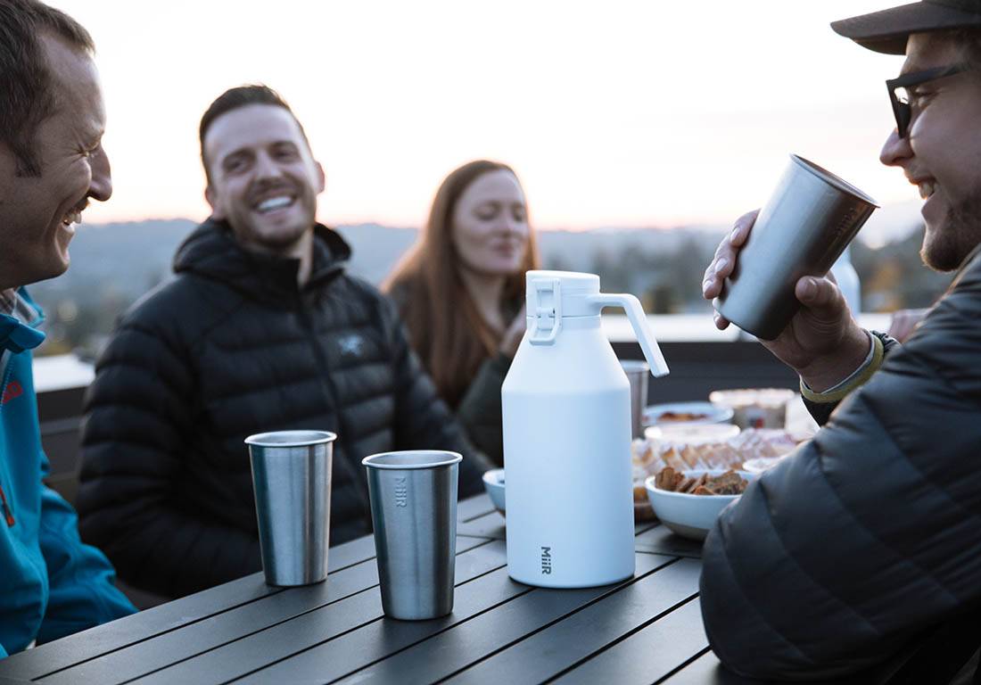 MiiR Growler 64 oz