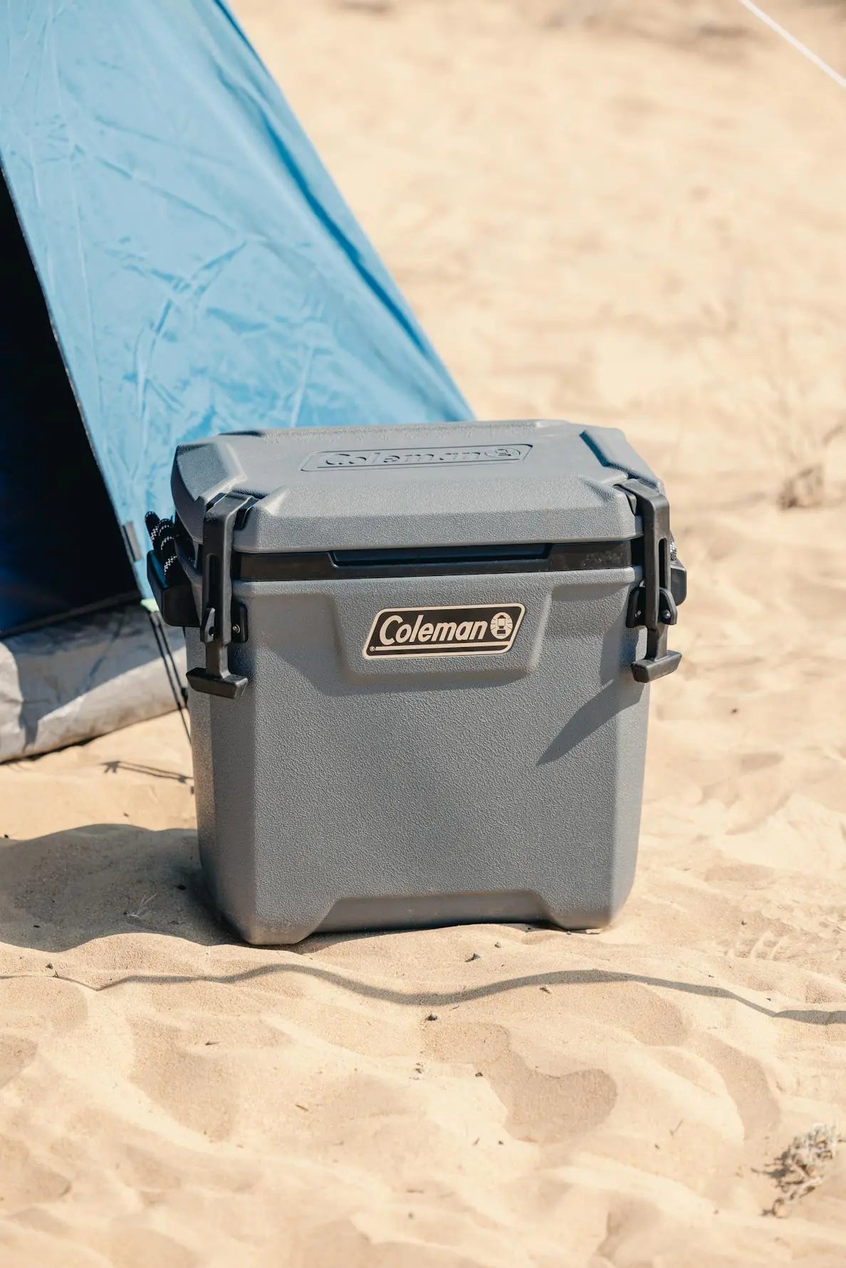 Coleman Convoy 28 Icebox Cooler - Shop  Hard-sided Coolers at  Trekaline