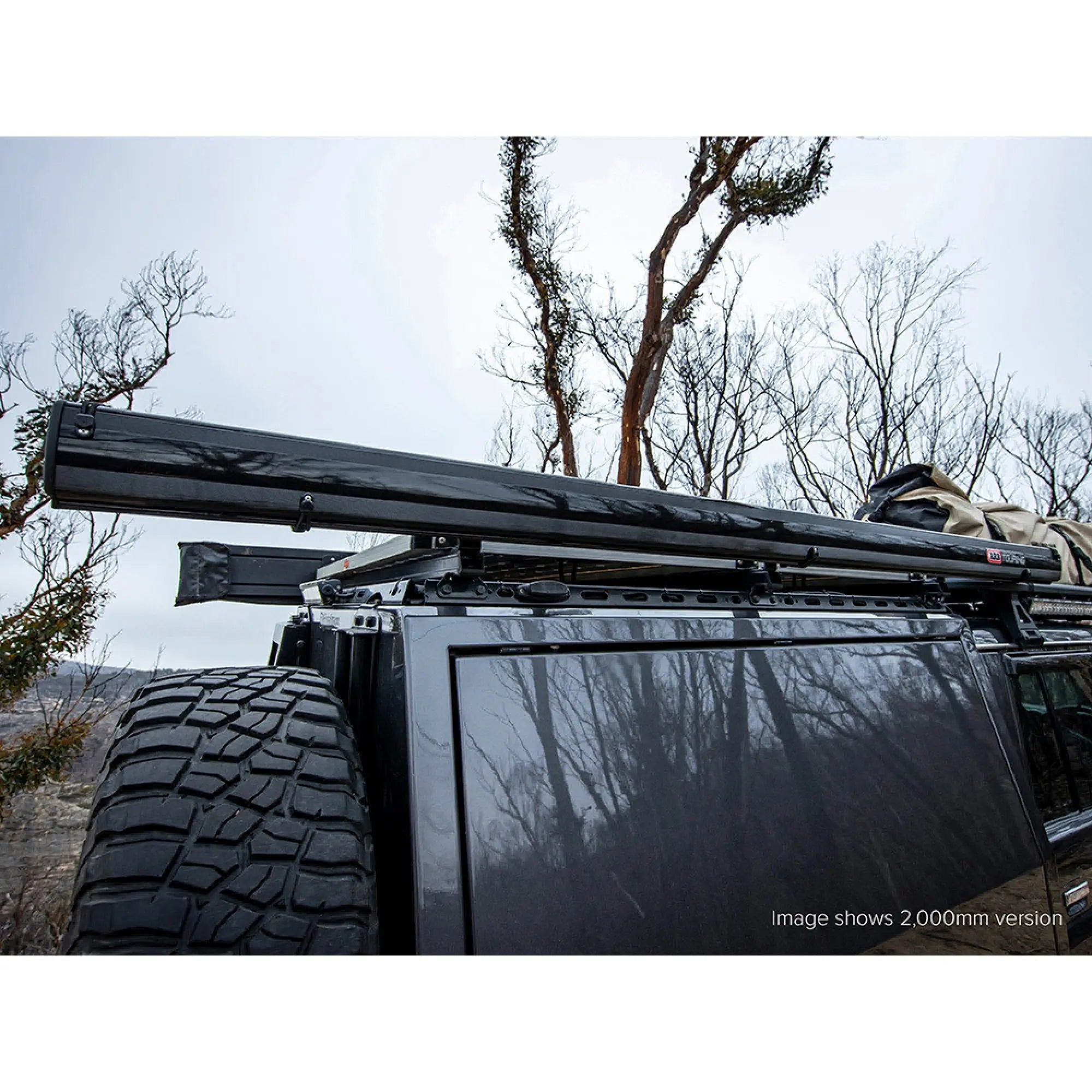 ARB Aluminum Awning with Light Kit - 3m x 2.5m Black - Shop  Awnings at  Trekaline