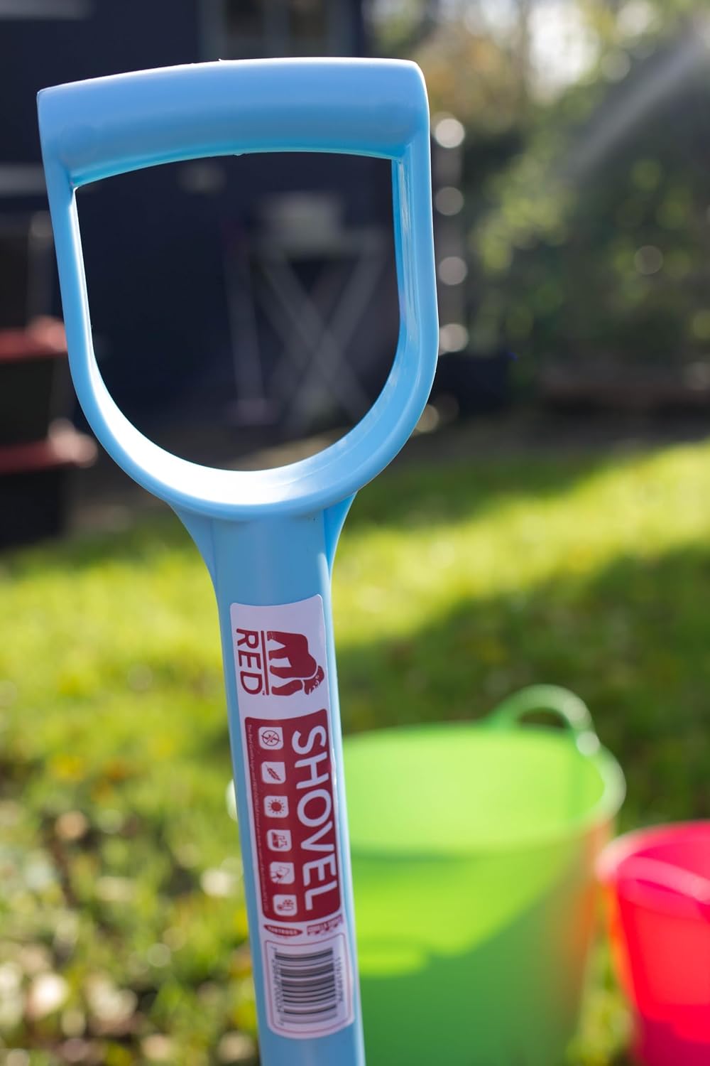 Red Gorilla Heavy Duty Polypropylene Shovel with D Handle