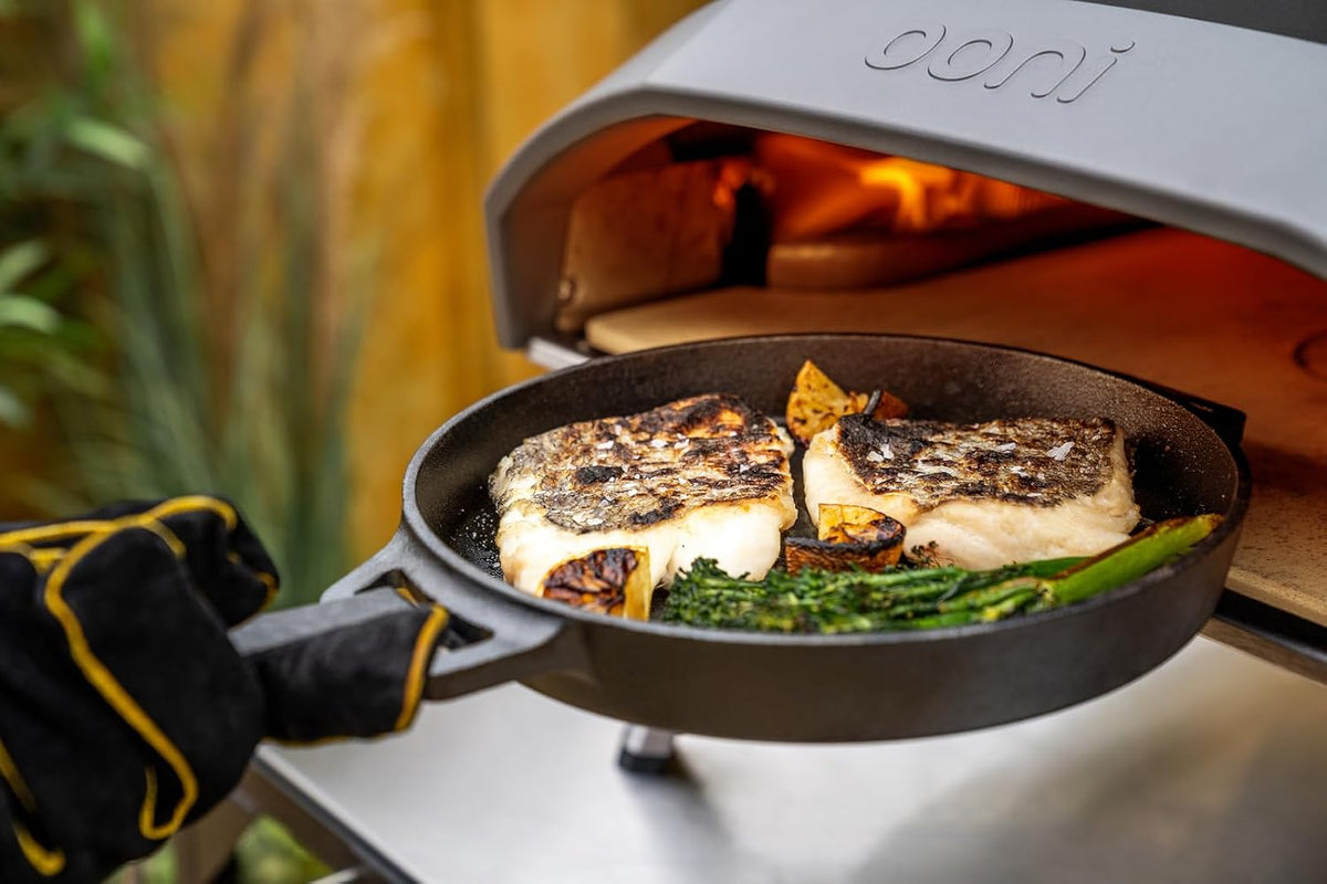 Ooni Round Cast Iron Skillet Pan - Shop  Campfire Cookware at  Trekaline