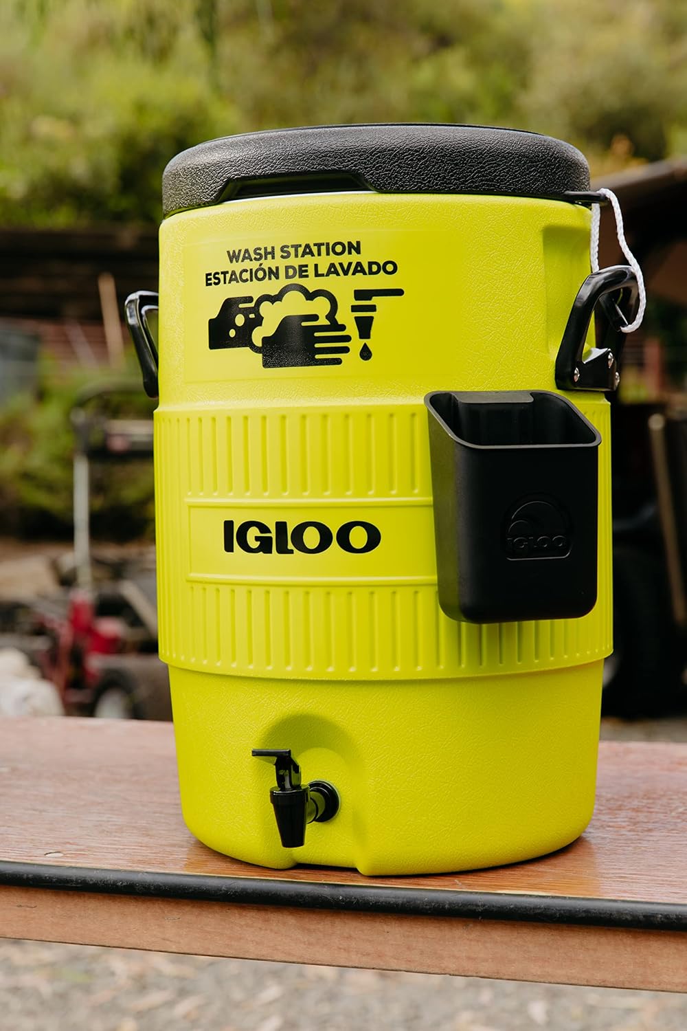 Igloo 5 Gallon Seat Top Wash Station Green - Shop  Water Jugs at  Trekaline