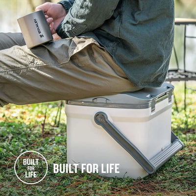 Stanley Adventure Easy Carry Outdoor Cooler 15L - Shop  Hard-sided Coolers at  Trekaline