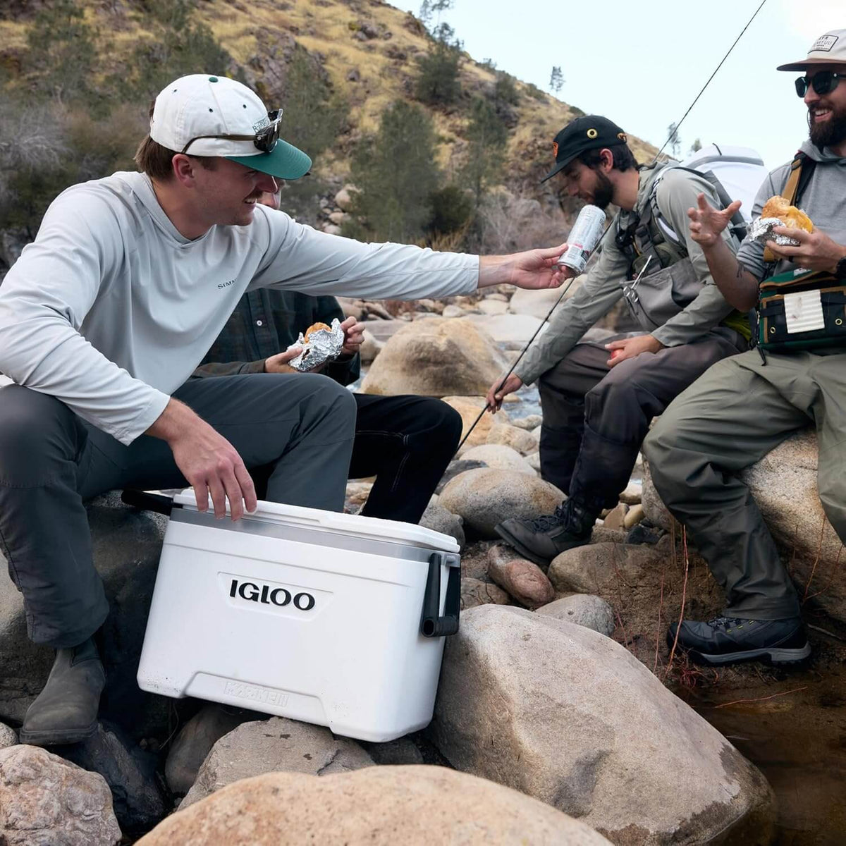 Igloo Marine 25Qt / 24L Cooler - Shop  Outdoor Coolers at  Trekaline