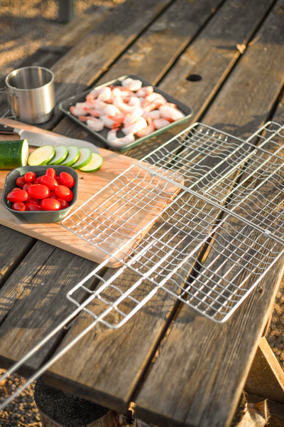 Coghlan's Deluxe Campfire Broiler - Shop  Campfire Cookware at  Trekaline