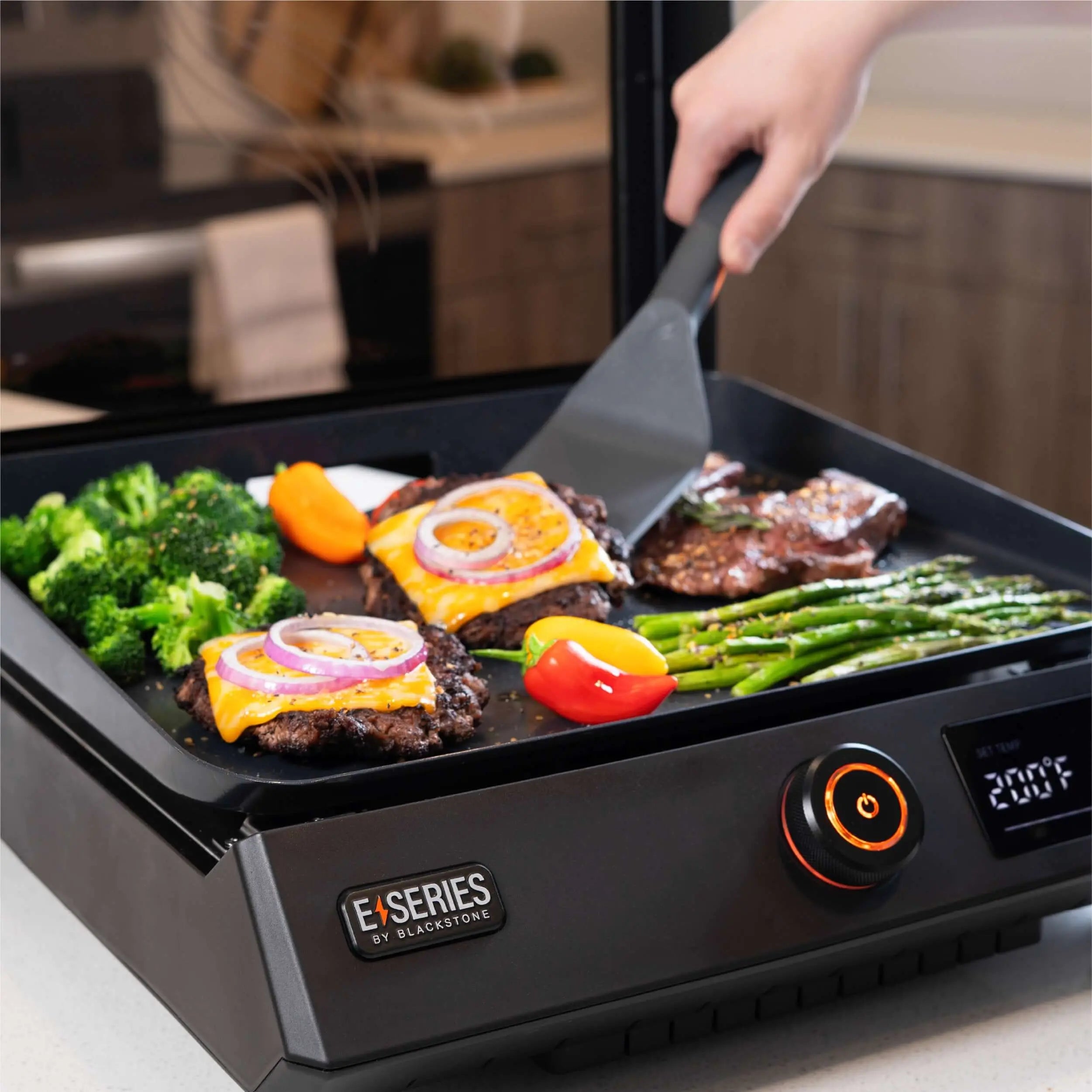 Blackstone E-Series Electric Tabletop Griddle - 17 Inch