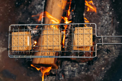 Coghlan's Campers S'mores Grill - Shop  Campfire Grills at  Trekaline
