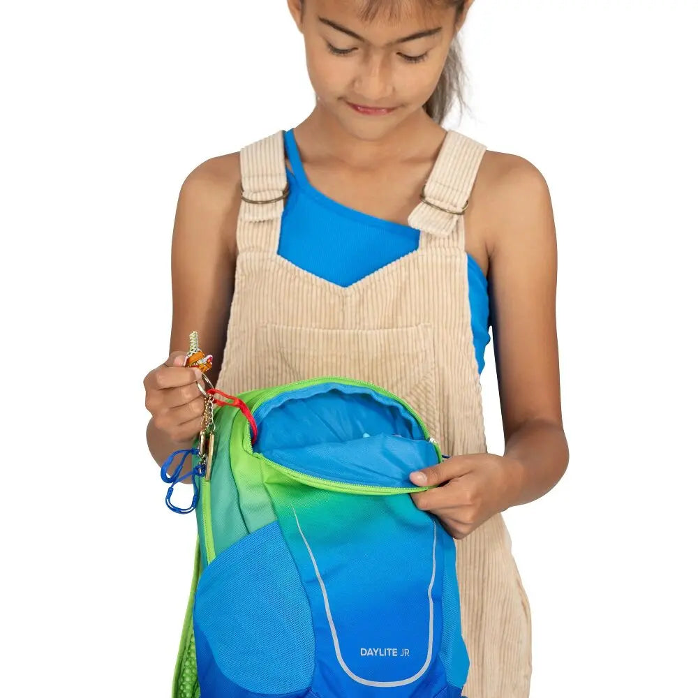 Osprey Daylite Jr. - Kids Backpack - Shop  Kids' Backpacks at  Trekaline