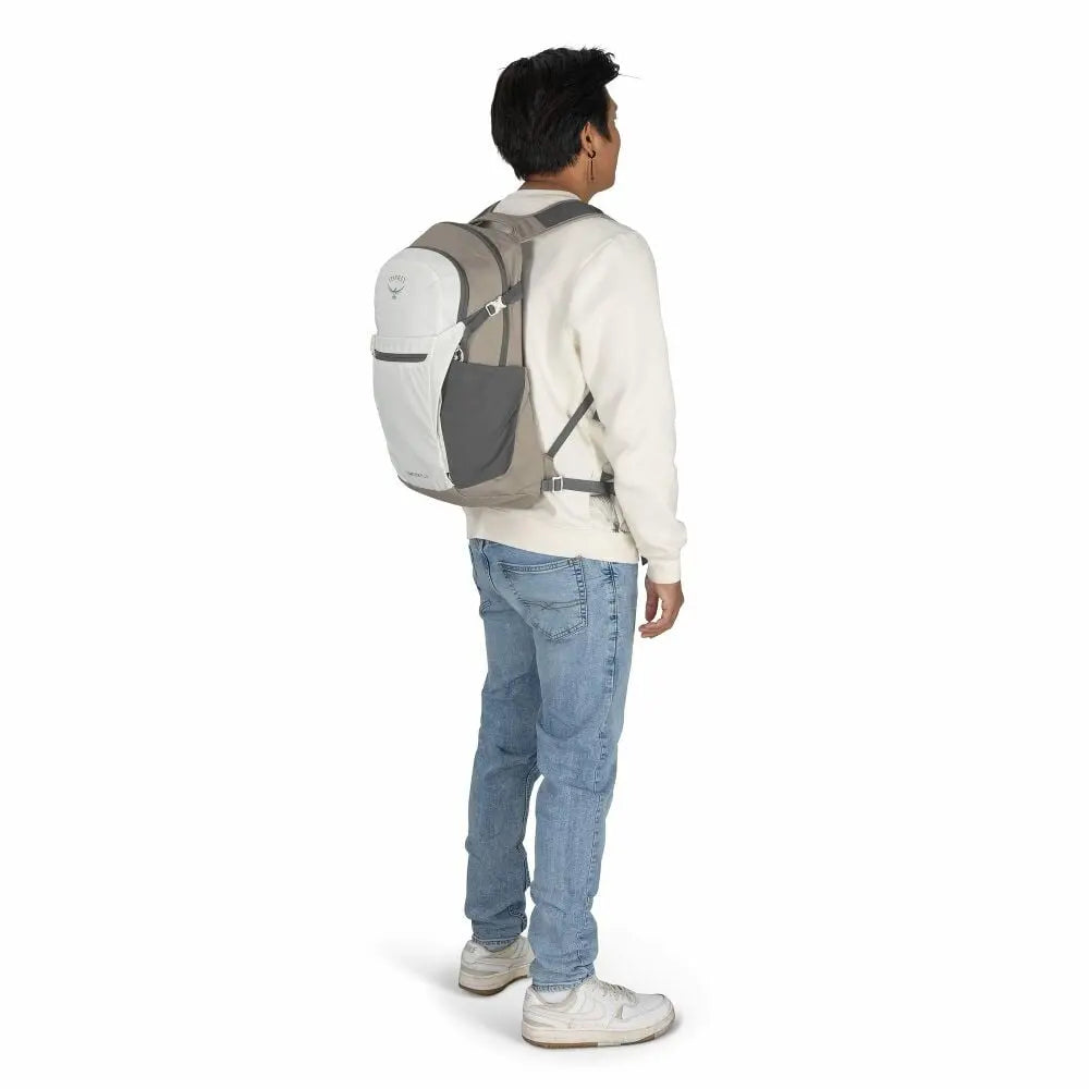 Osprey Daylite Plus Everyday Daypack - Shop  Daypacks at  Trekaline