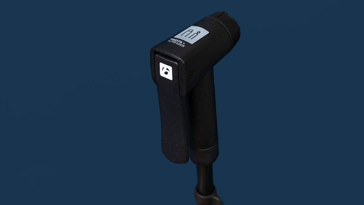 Bontrager Dual Charger Floor Pump Red