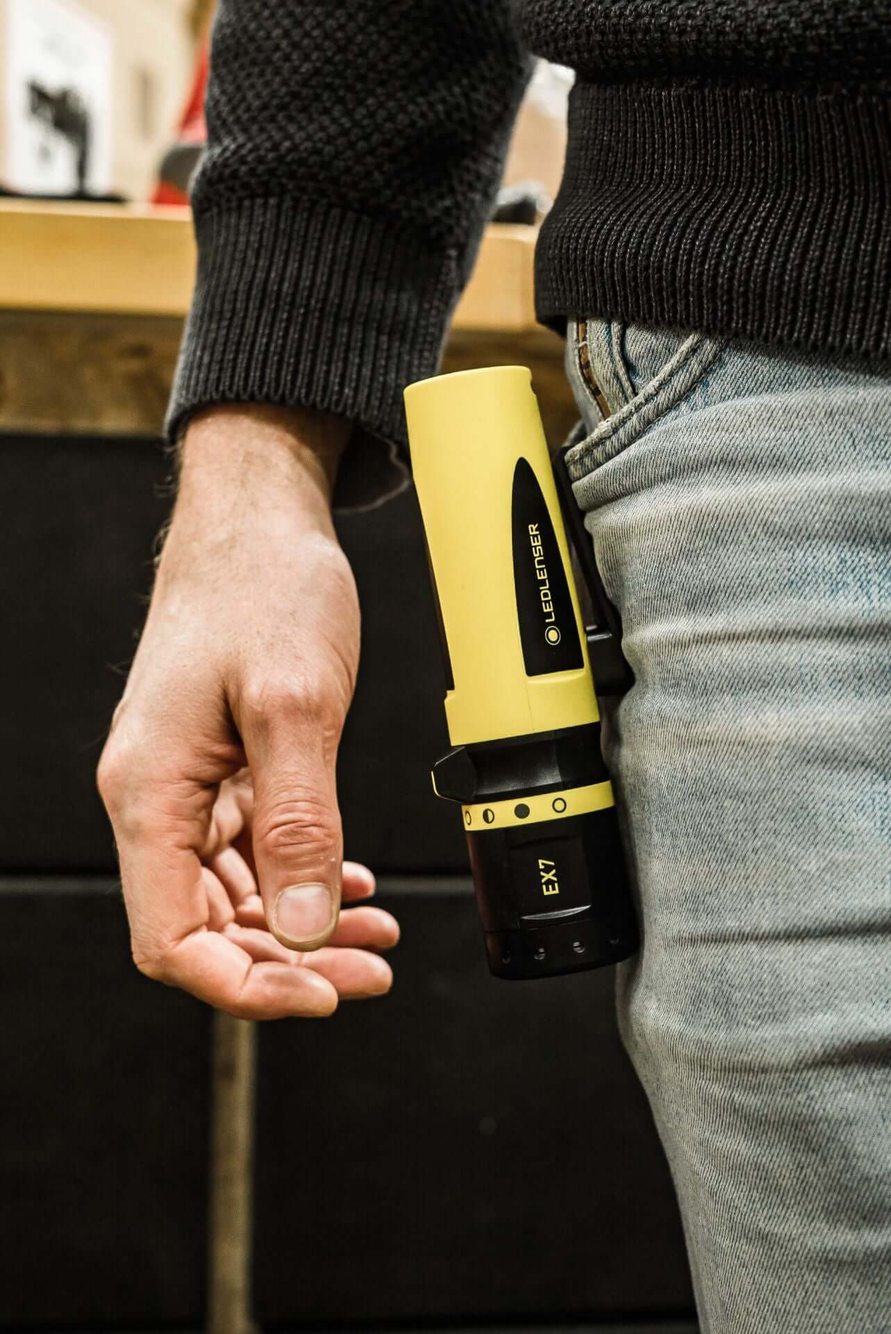 Ledlenser EX7 Intrinsically Safe Flashlight