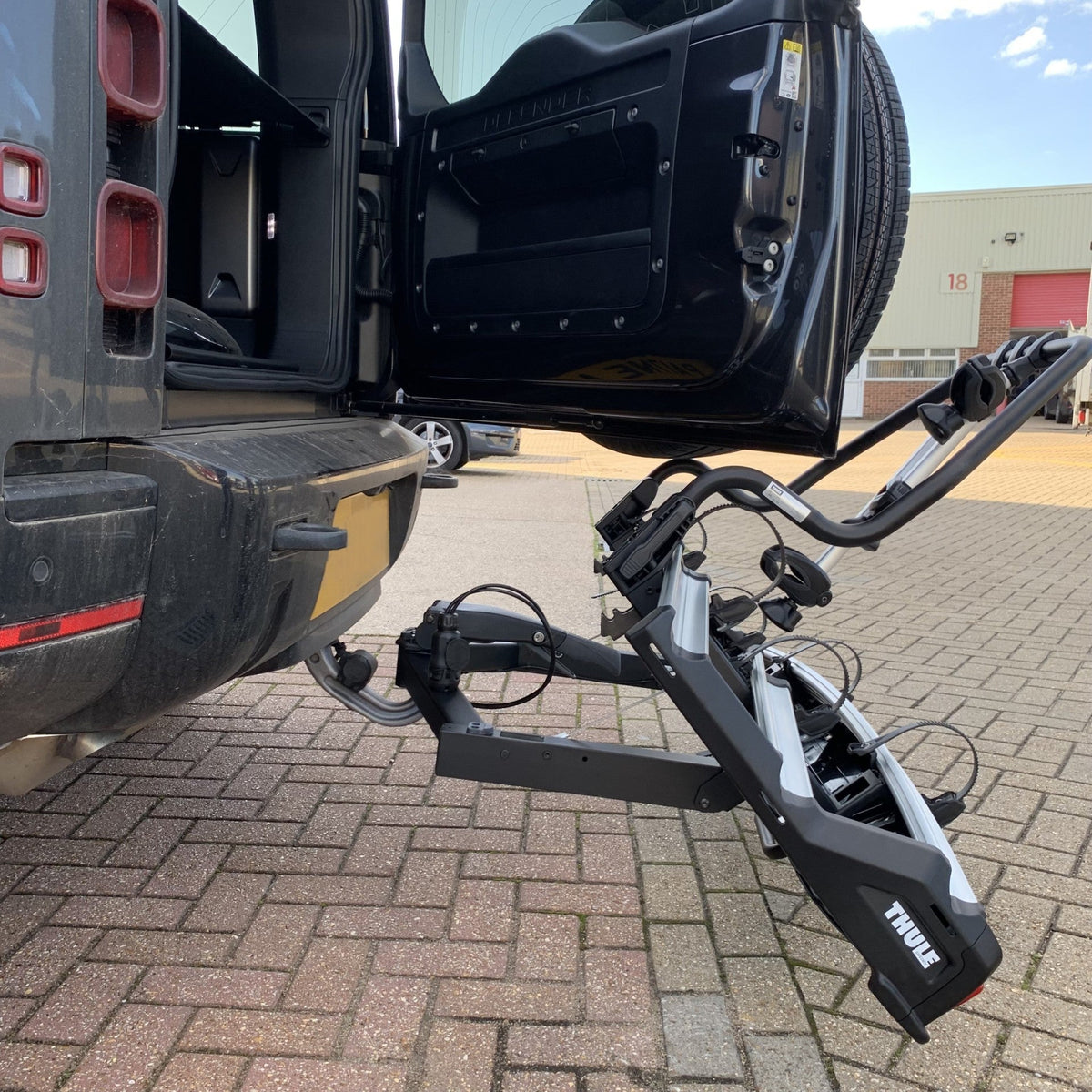 Thule VeloSpace XT 3-Bike Spare Wheel Adapter - Shop Hitch Rack Accessories at Trekaline