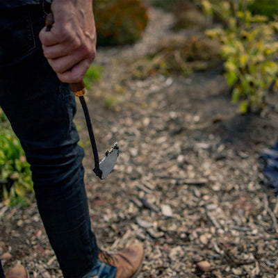 Japanese Weeding Hoe - Shop  Garden Tools at  Trekaline